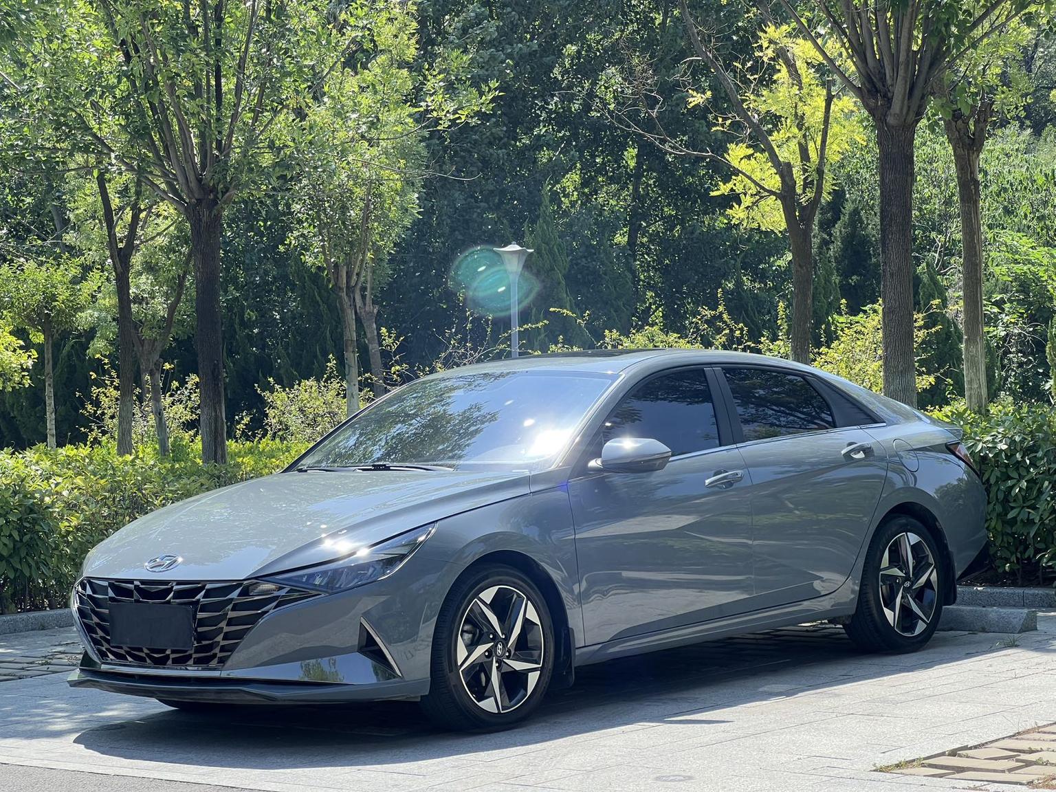 Hyundai Elantra 1.5L CVT 20th SE Anniversary 2023