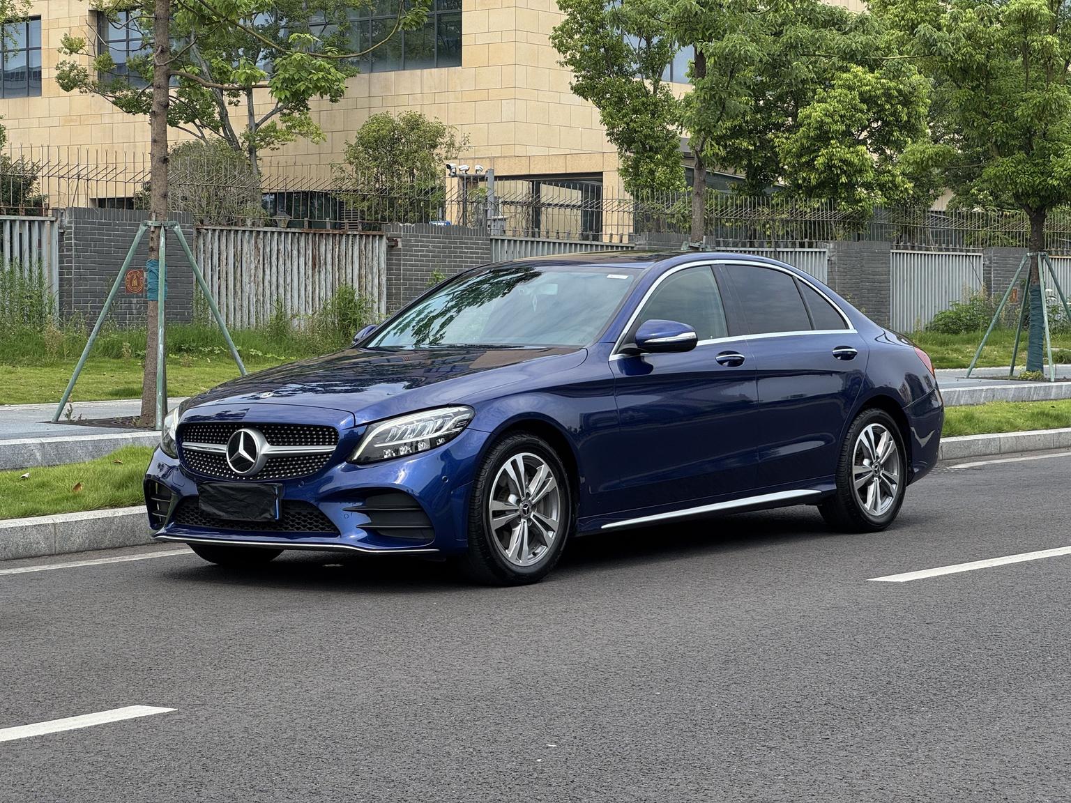 Mercedes Benz Class-C Fashion Sport Long Wheelbase (1.6L) 2019