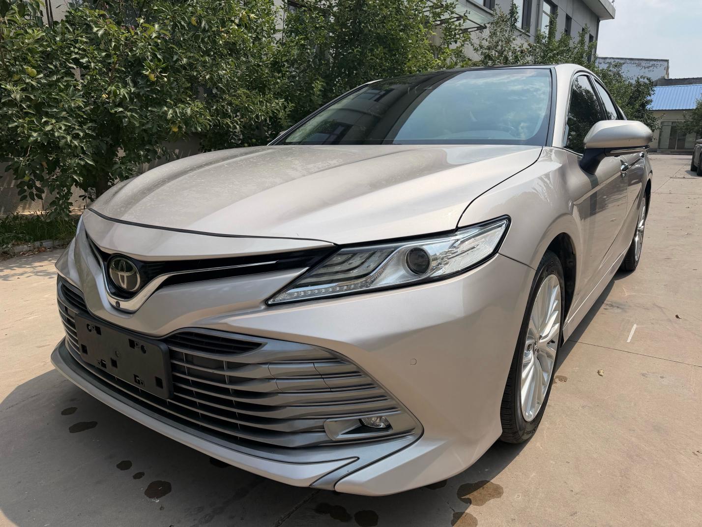 Toyota Camry 2.5G Luxury China VI 2019