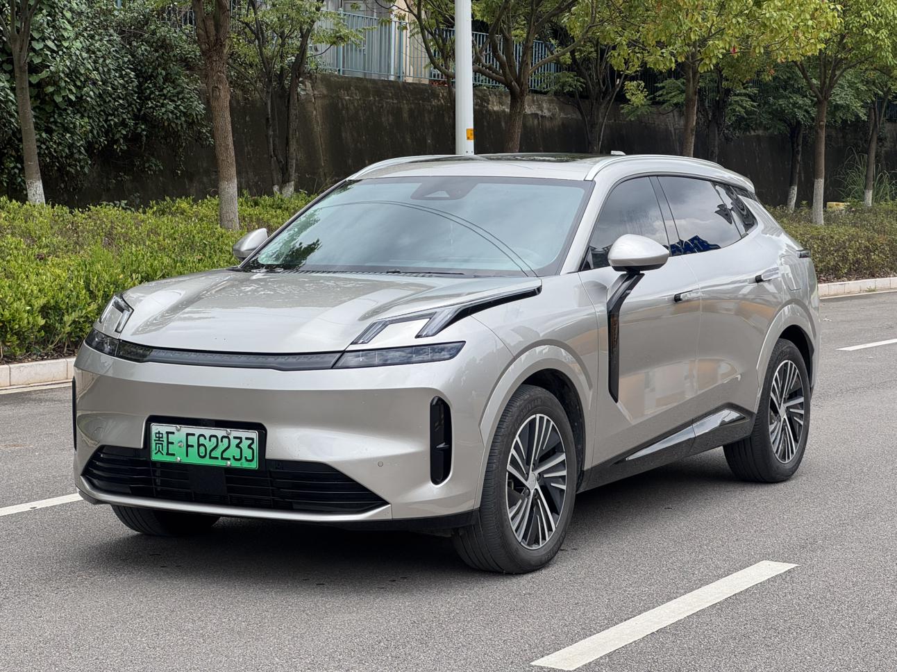 Lynk And Co 08 EM P Halo Extra Range (1.5L) 2024