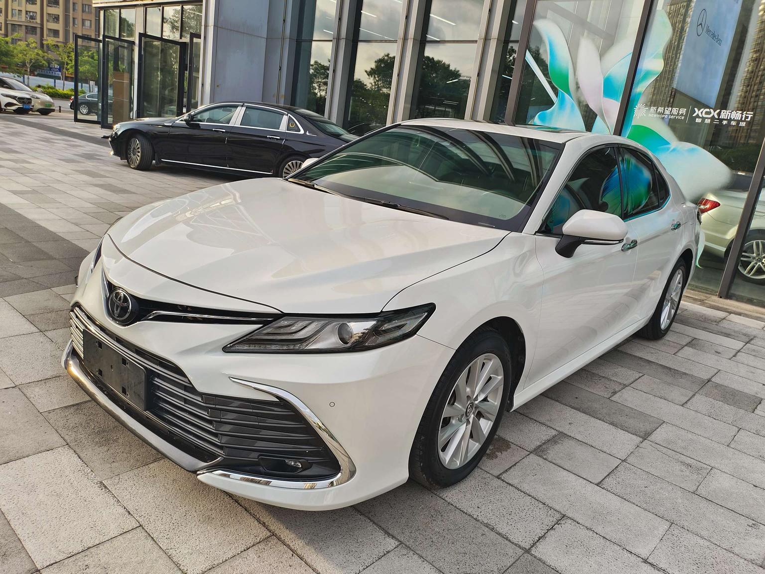 Toyota Camry 2.0G Luxury (2L) 2021
