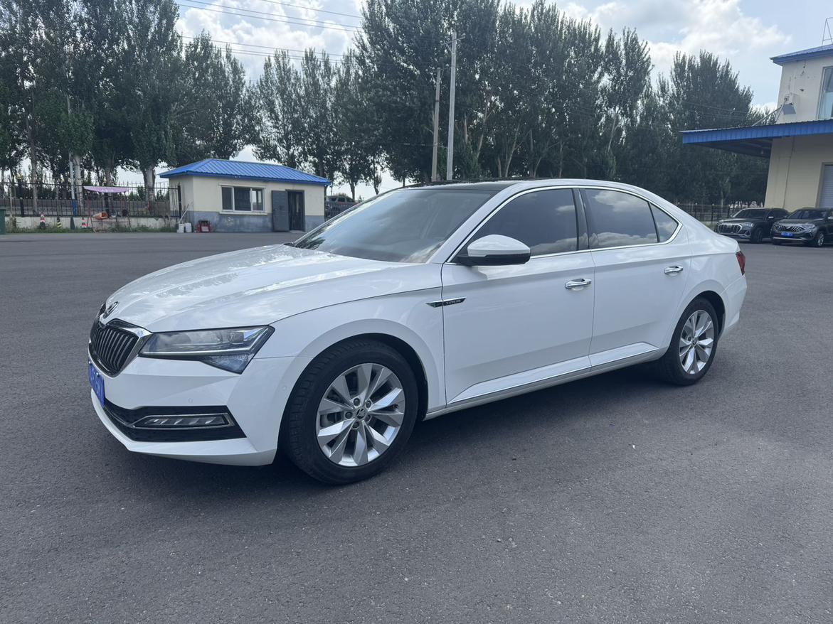 Skoda Superb 280 TSI DSG Comfort (1.4L) 2021