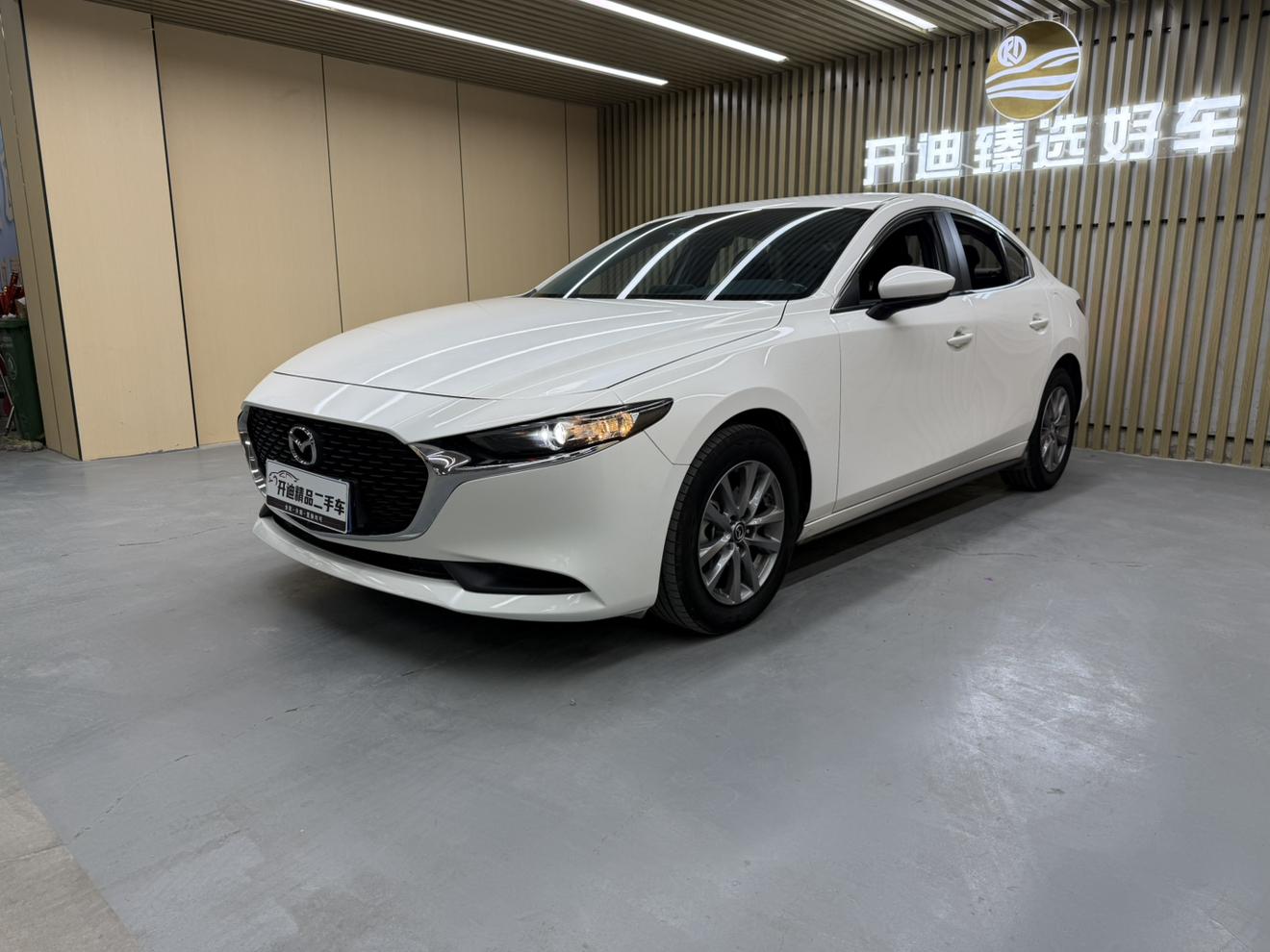 Mazda 3 Axela 2.0L Auto Quality Power (2L) 2023