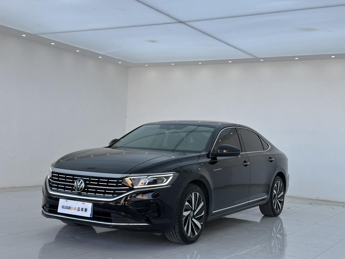 Volkswagen Passat 380TSI Luxury 2024
