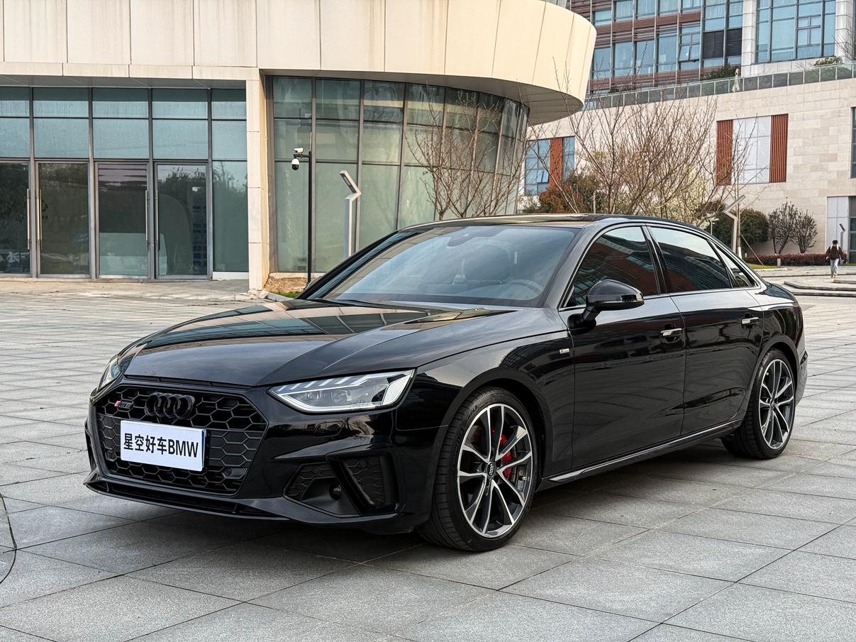 Audi A4L 45 TFSI Quattro Selection Dynamic 2021