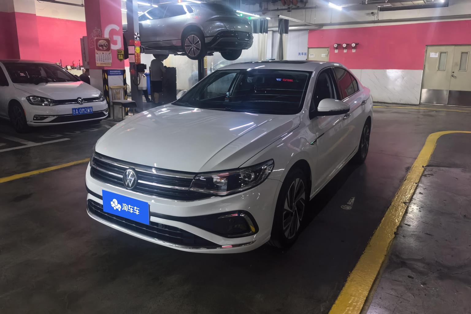 Volkswagen Bora 300TSI DSG Noble 2024