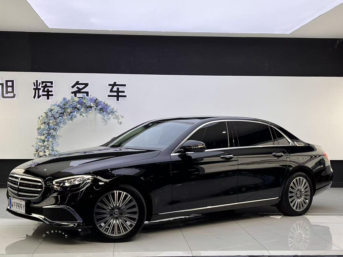 Mercedes Class-E Luxury Sedan (2L) 2021