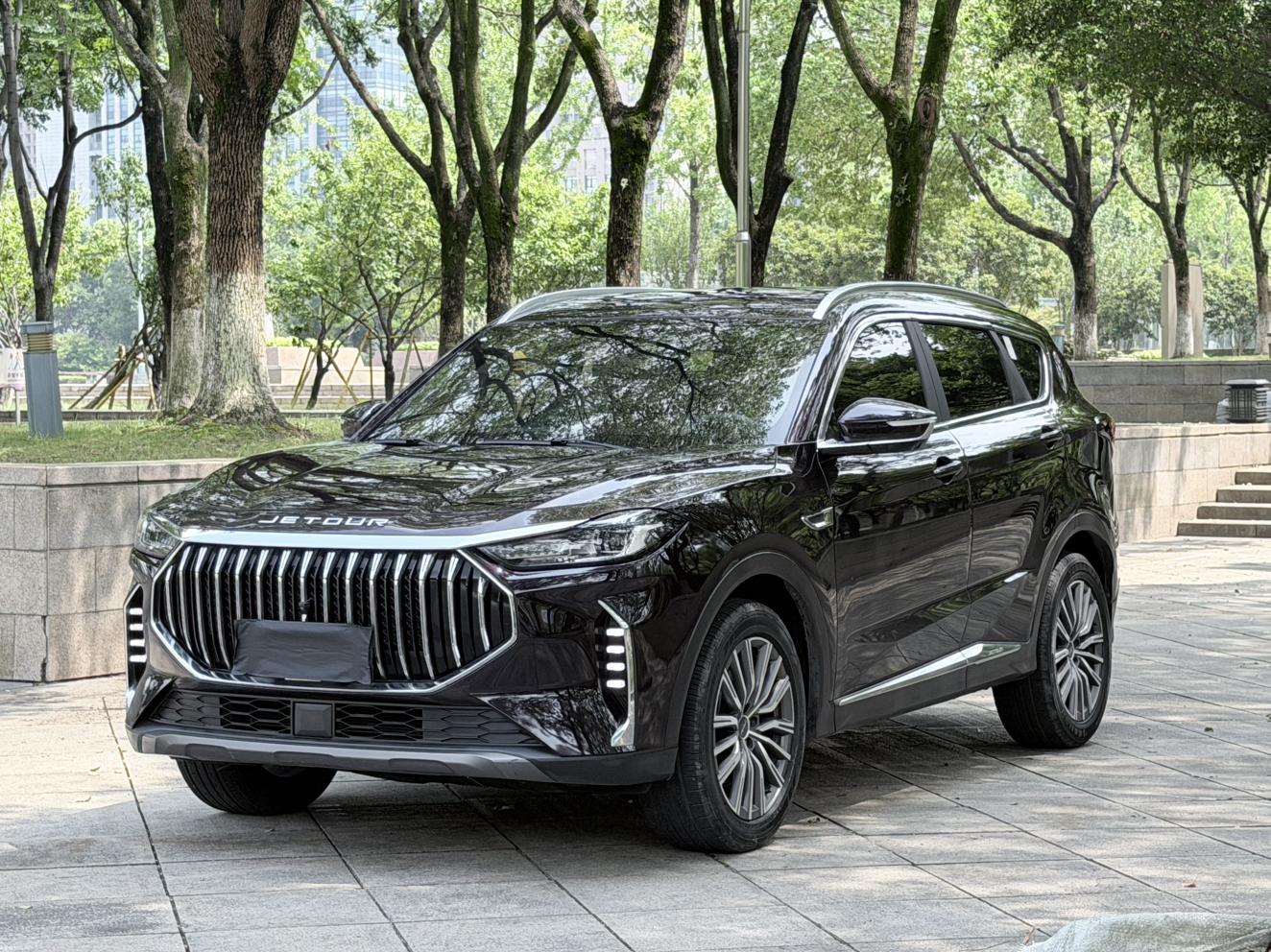 Jetour X70-Plus Brave Plus 5-Seat DCT 2023