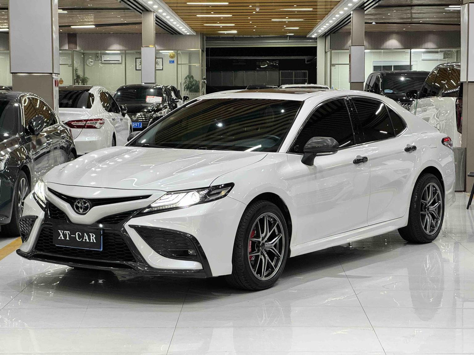 Toyota Camry 2.0S Edge Fashion (2L) 2022
