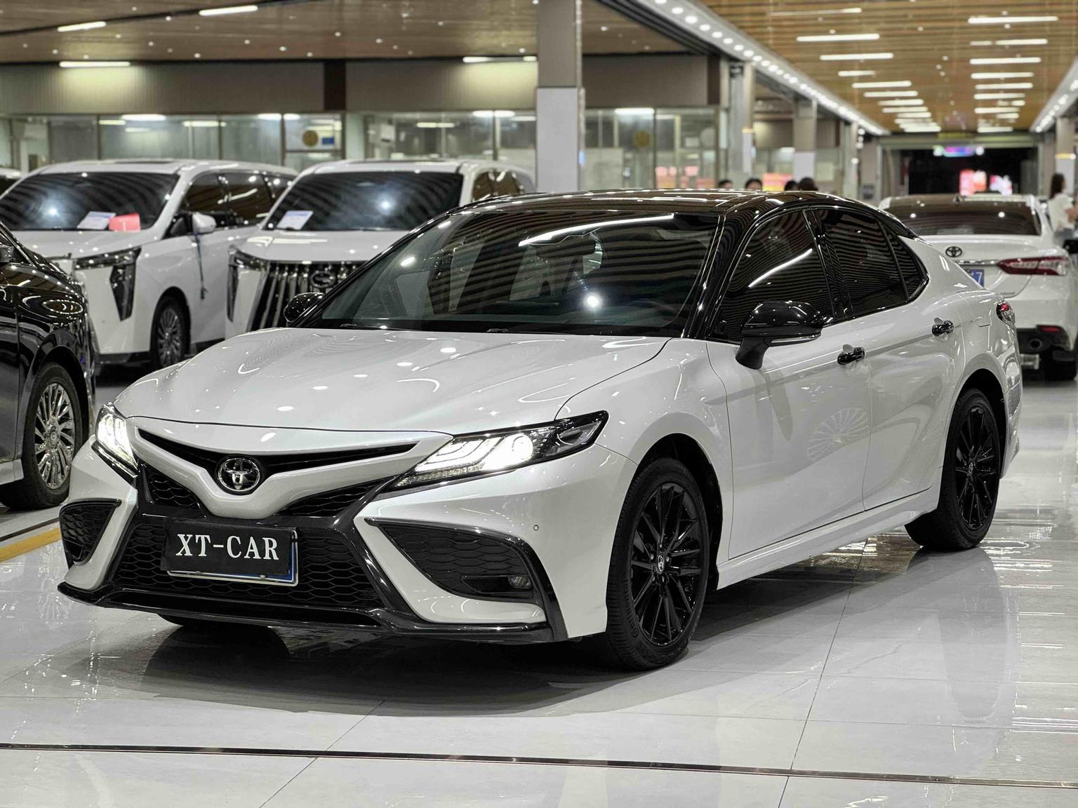 Toyota Camry 2.0S Knight (2L) 2023