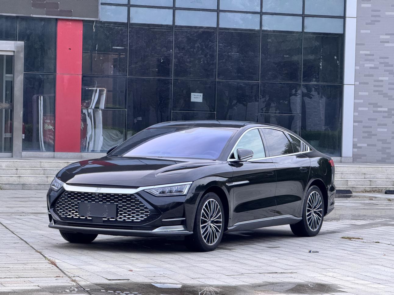 BYD HAN-DM DM AWD Performance Luxury 2021