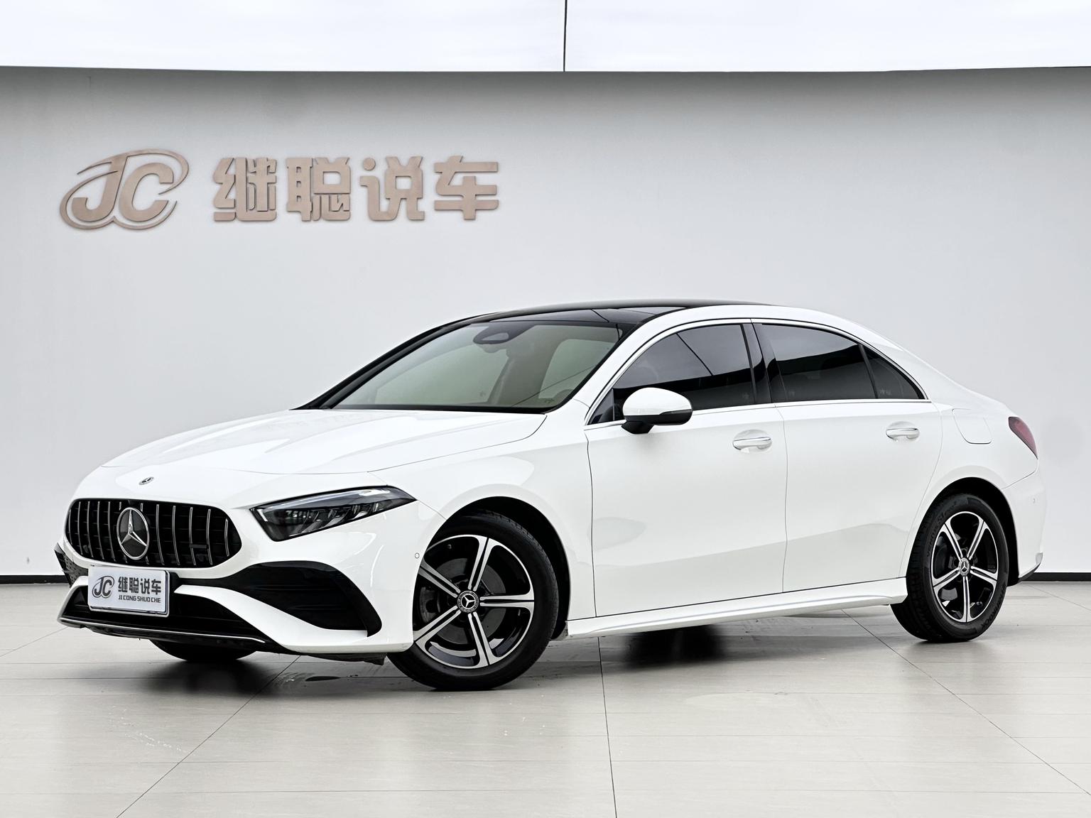 Mercedes Benz Class-A Fashion (1.3L) 2024
