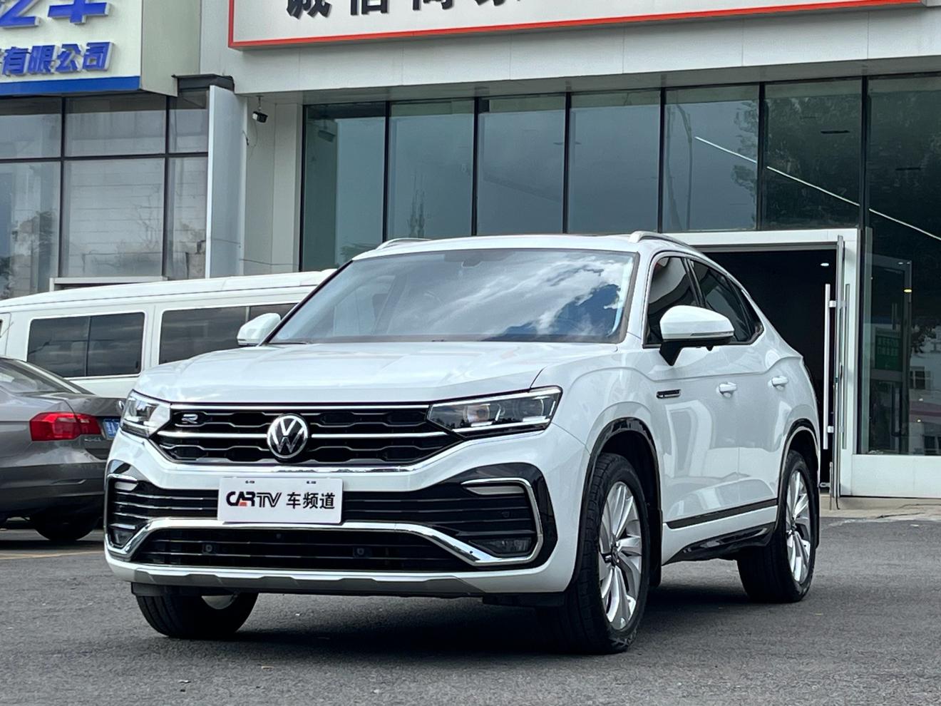 Volkswagen Tayron 330TSI FWD Premium Connect 2021