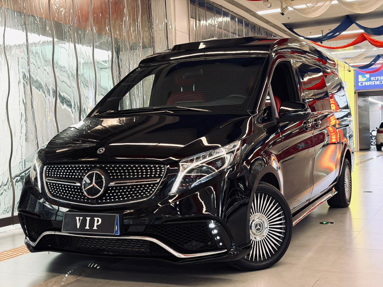 Mercedes V-260 2019