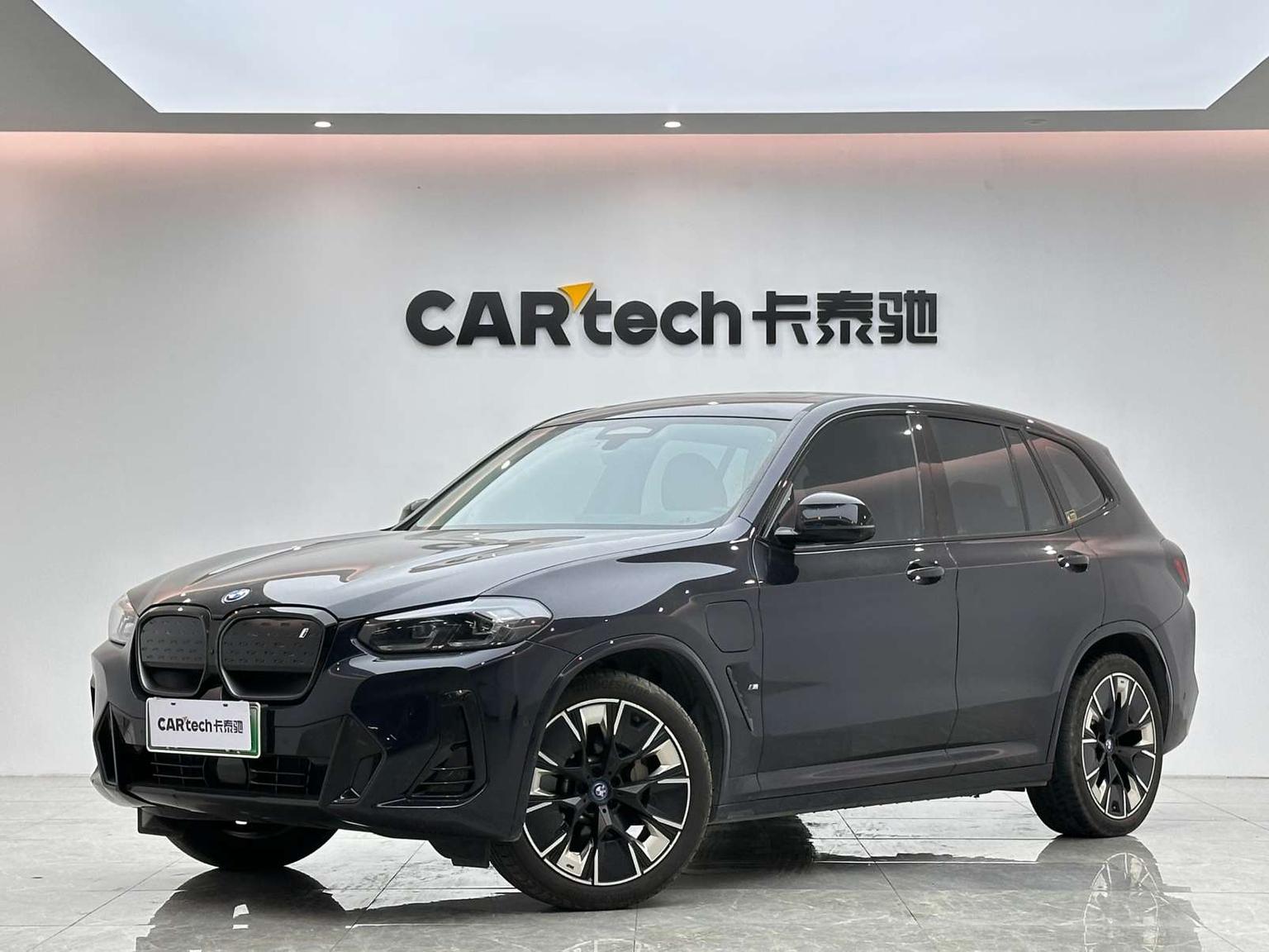 BMW X3 Facelift Innovation Leader (D0DA) 2022