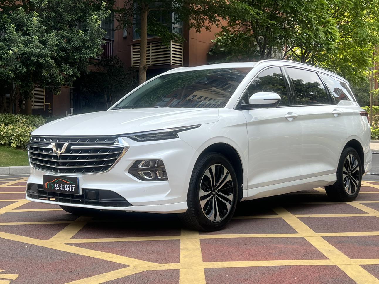 Wuling Victory Flagship CVT (1.5L) 2020