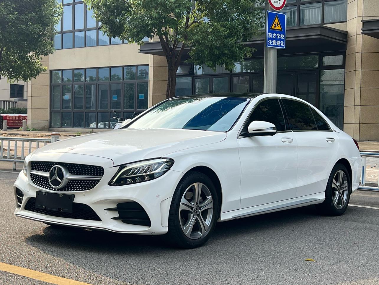 Mercedes Benz Class-C 260 L Sport 2021
