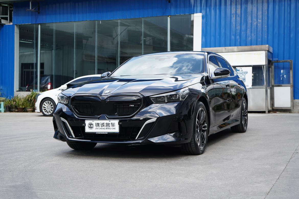 BMW 5 Series M Sport Package (2L) 2024
