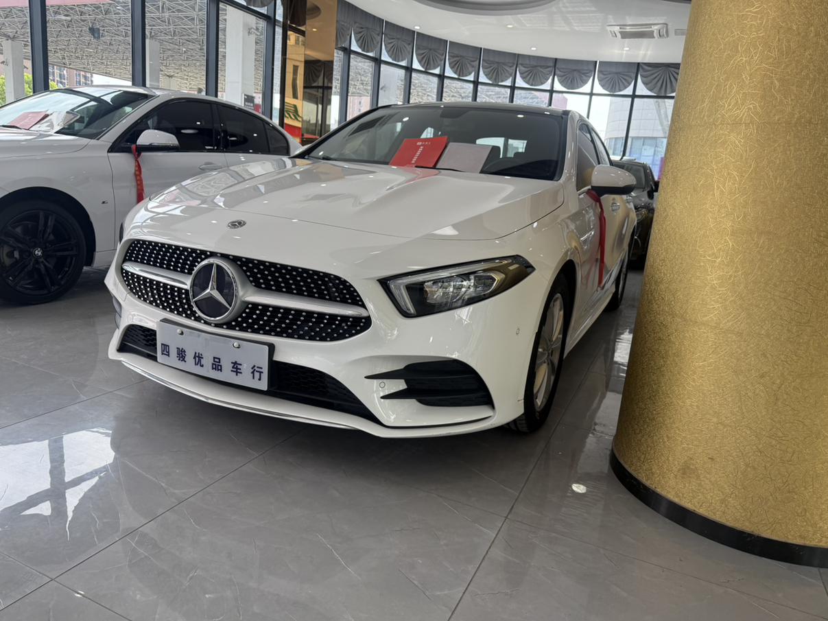 Mercedes Benz Class-A Sport Sedan Fashion 2020