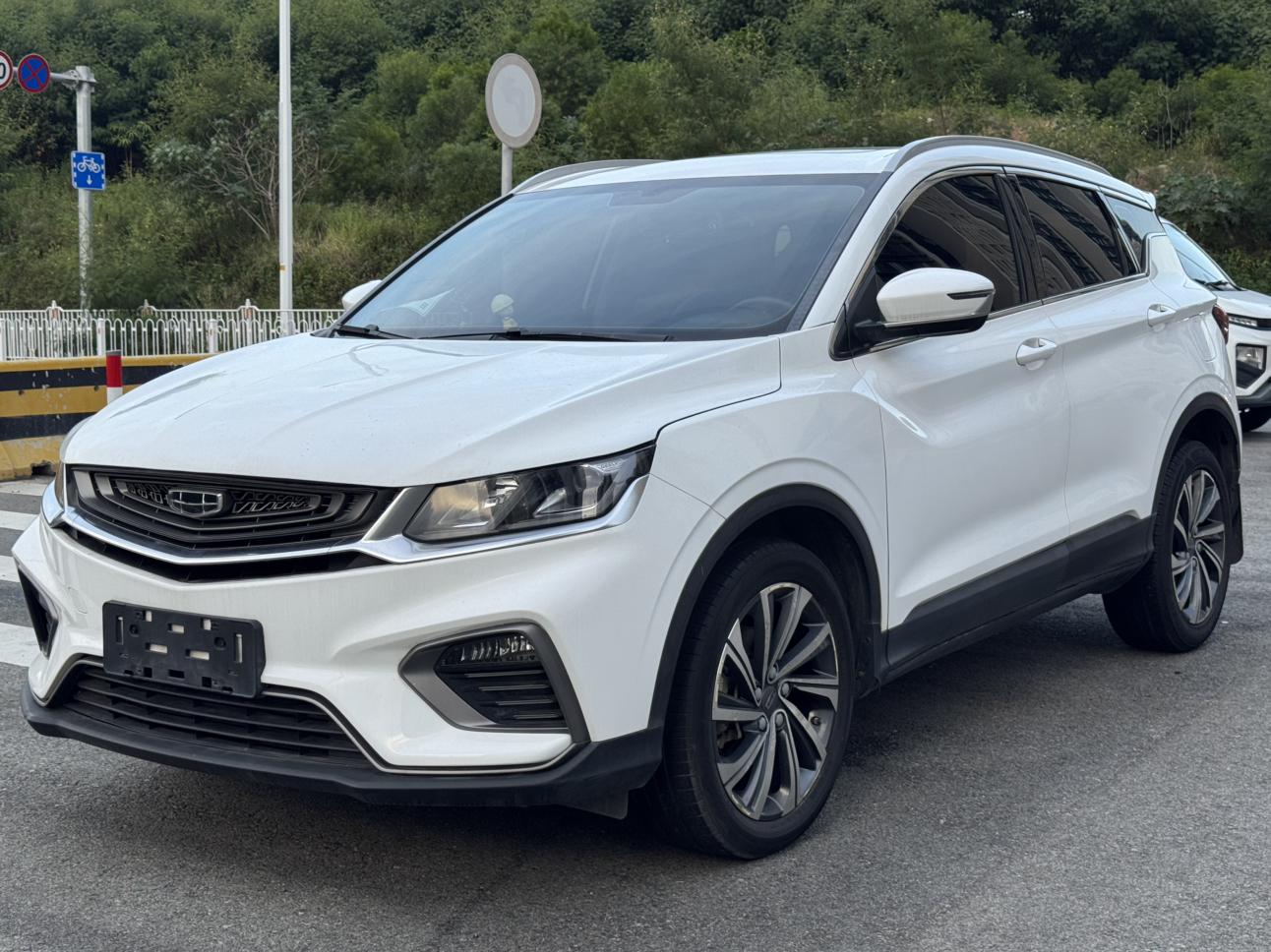 Geely Coolray 260T DCT Knight China VI 2020