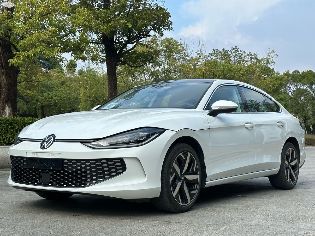 Volkswagen Lamando 280TSI DSG Kula 2024
