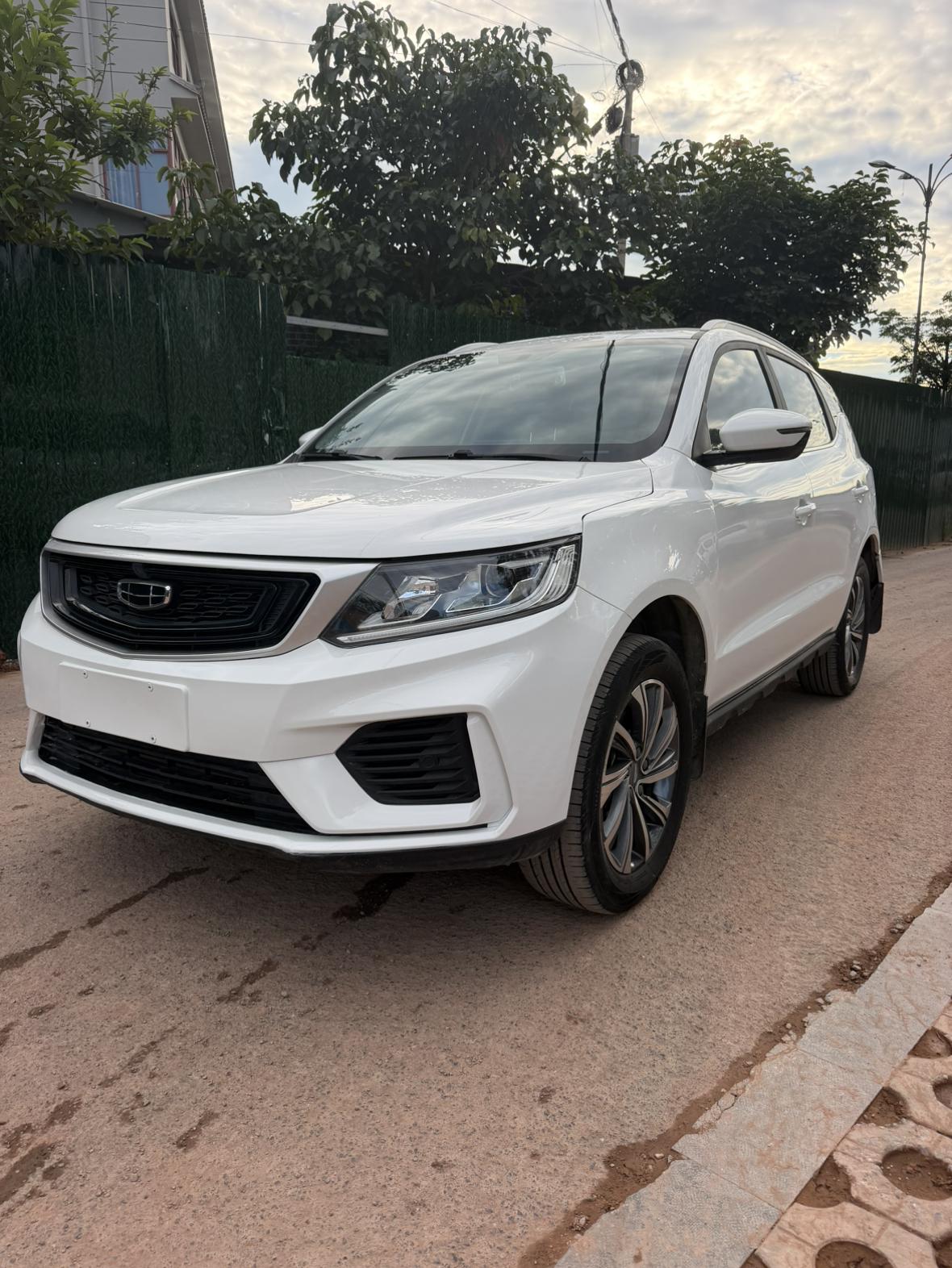 Geely Vision-X6 1.4T Manual Premium 2021