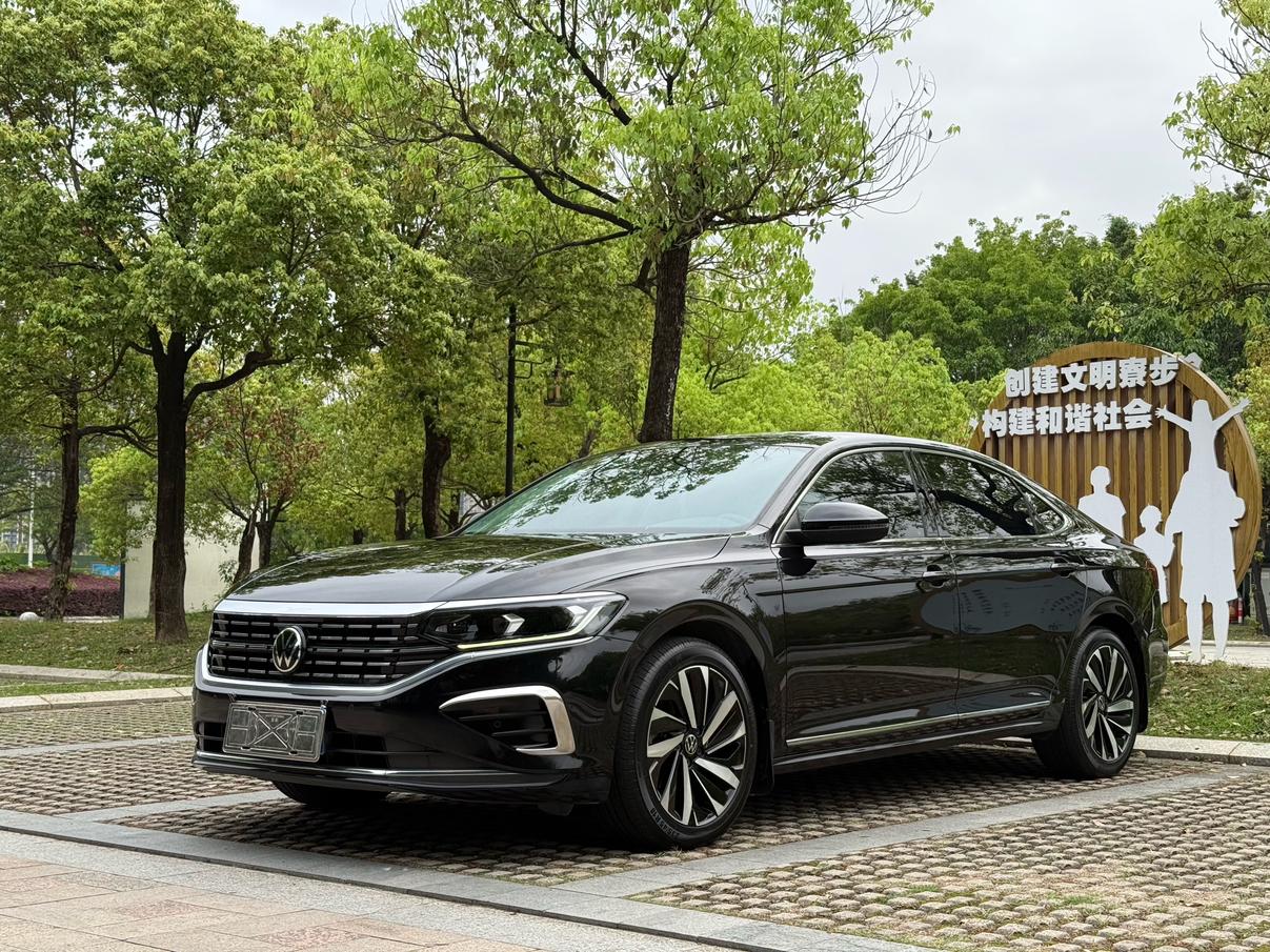 Volkswagen Passat 330TSI Elite 2021