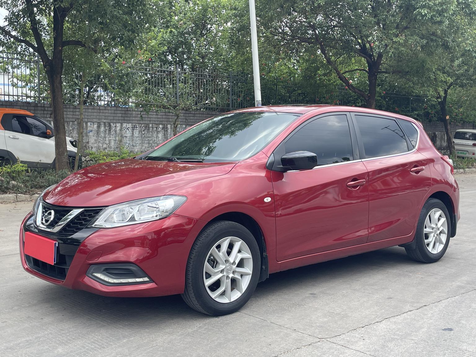 Nissan Tiida 1.6L CVT Intelligent Performance 2021