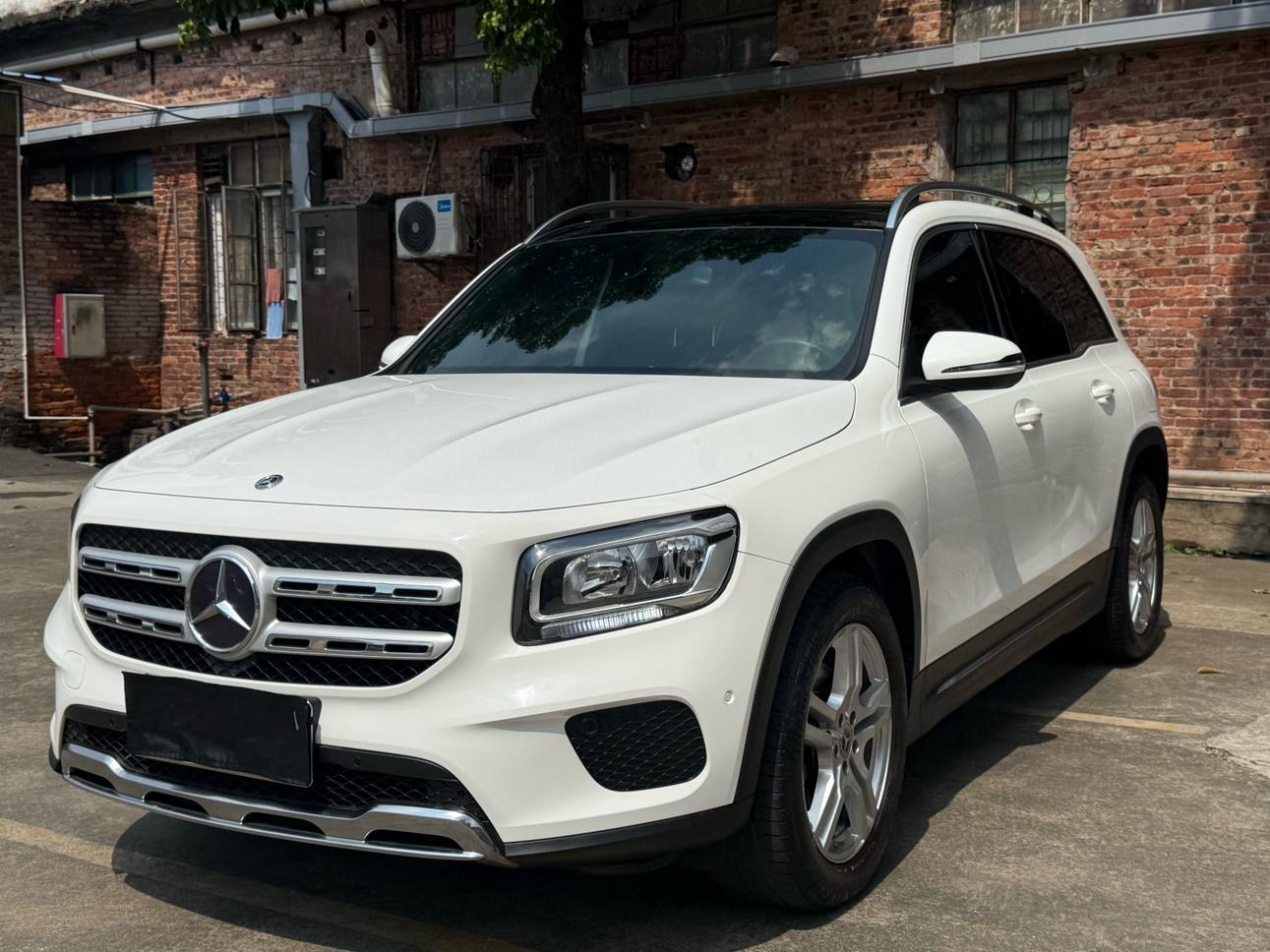 Mercedes GLB Dynamic 180 (1.3L) 2020