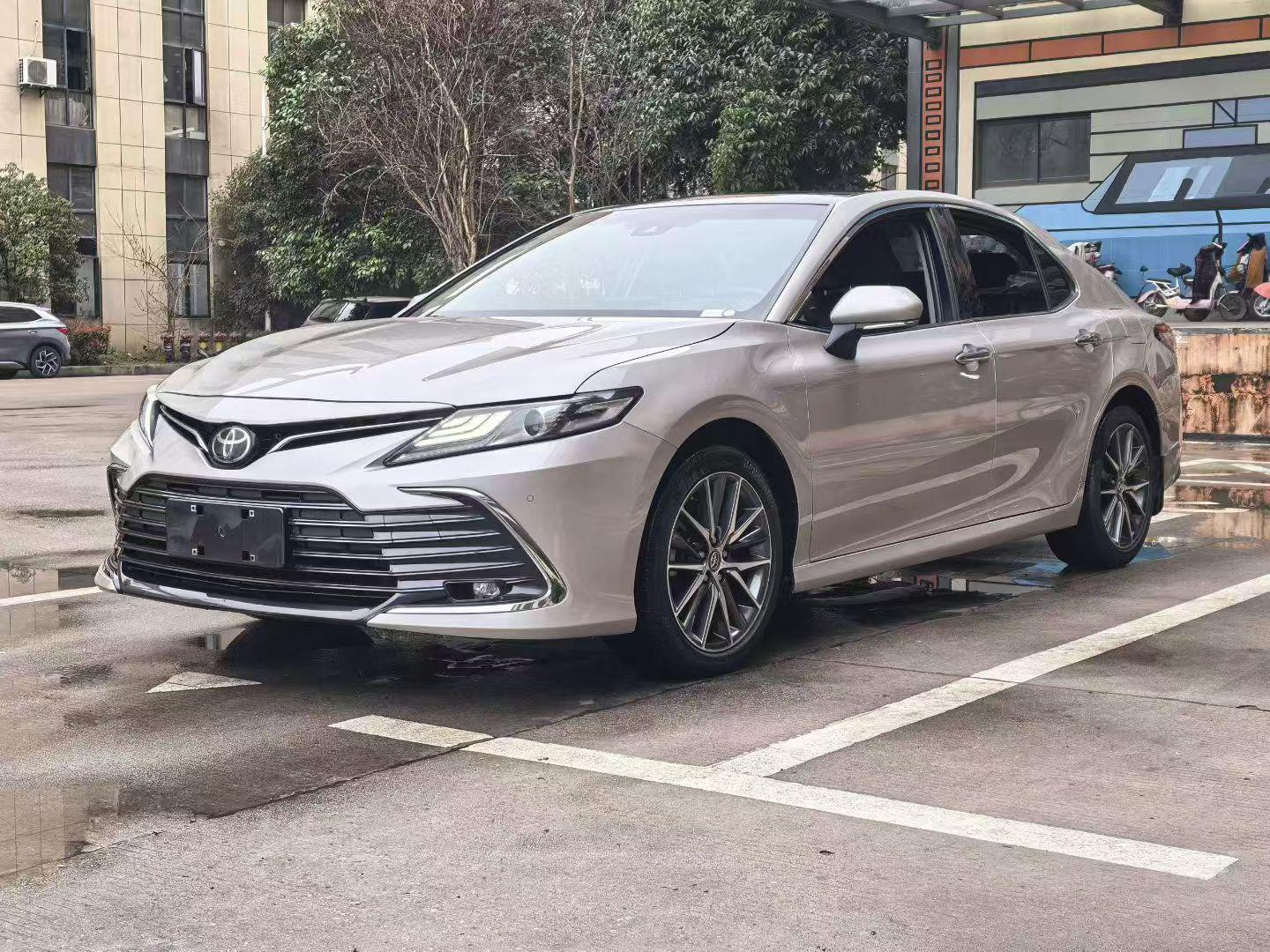 Toyota Camry Q Flagship CN6 2023