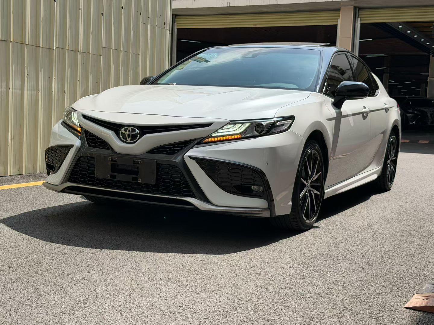 Toyota Camry S Sport 2022
