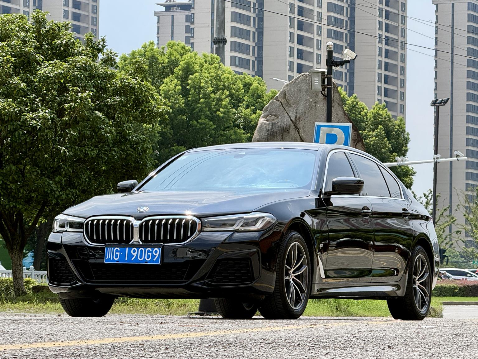 BMW 5 Series M Sport LWB (2L) 2021