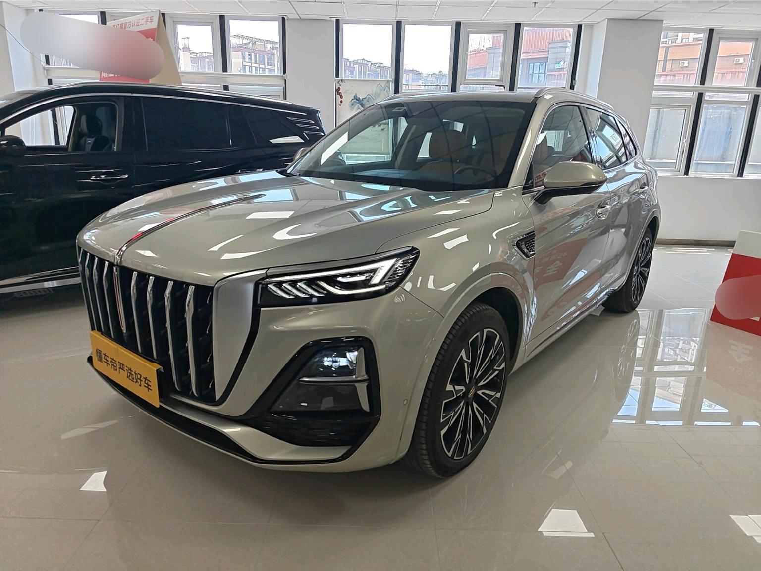 Hongqi HS5 Flag Leader Pro 4WD 2023
