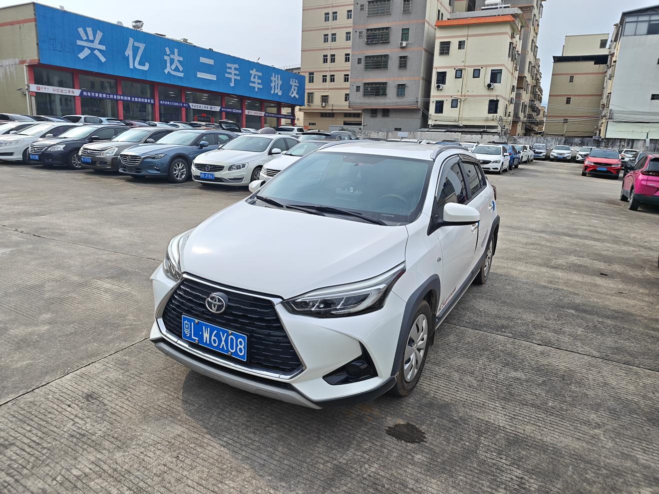 Toyota Yaris-L Premium CVT (1.5L) 2022