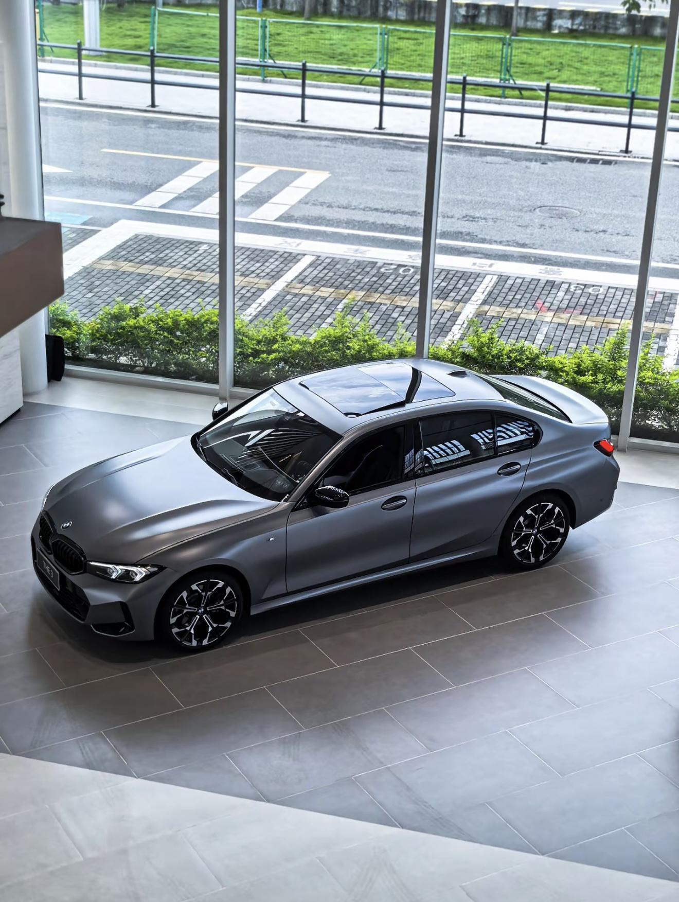 BMW Series-3 330Li 50th Anniversary Limited Edition 2025