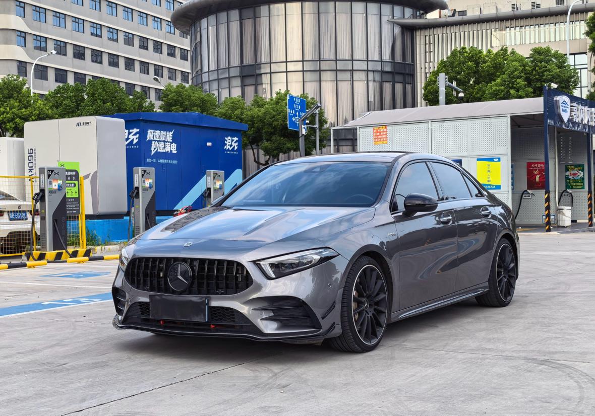 Mercedes Benz Class-A AMG A 35 L 4MATIC 2022