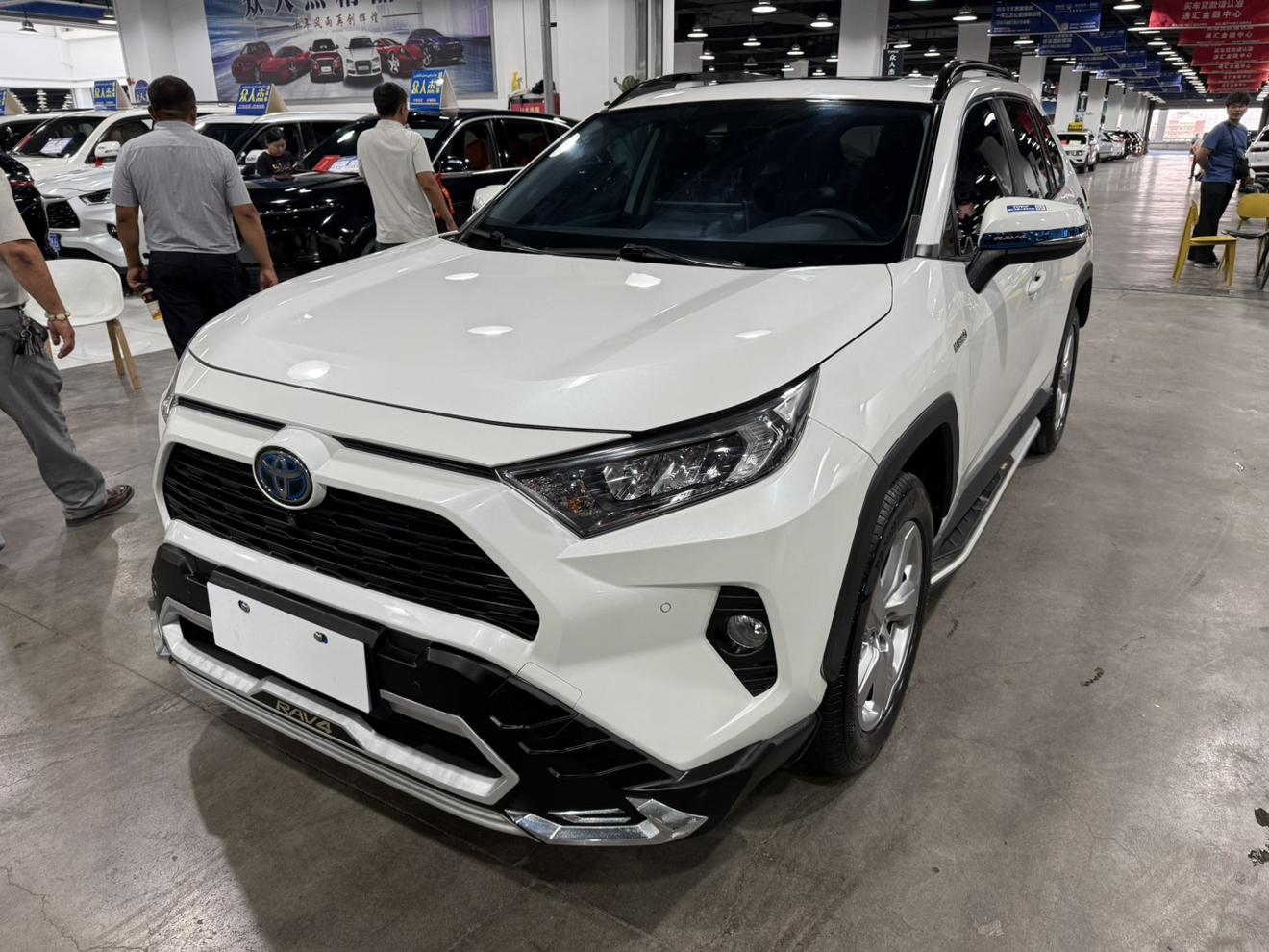Toyota RAV4 2.5L CVT 2WD Elite (2.5L) 2020