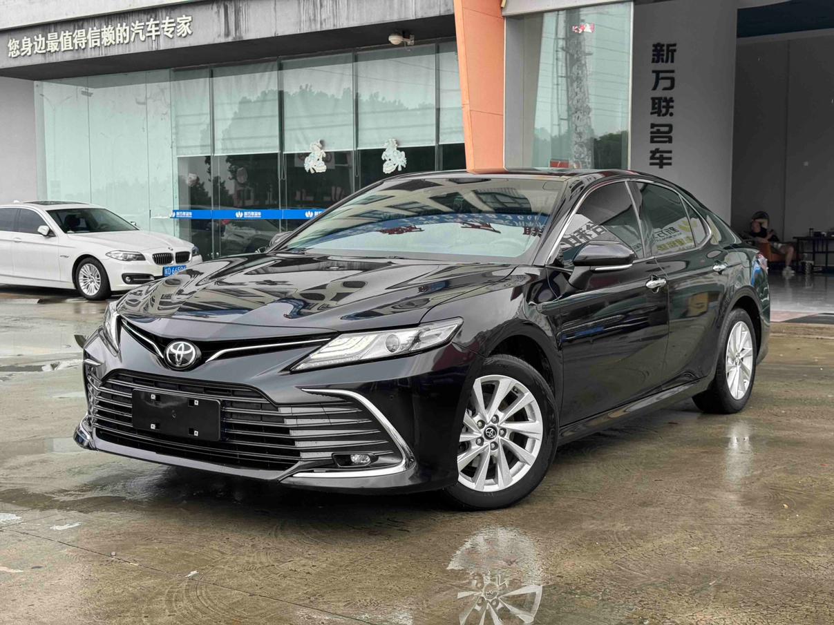 Toyota Camry 2.0G Luxury (2L) 2022