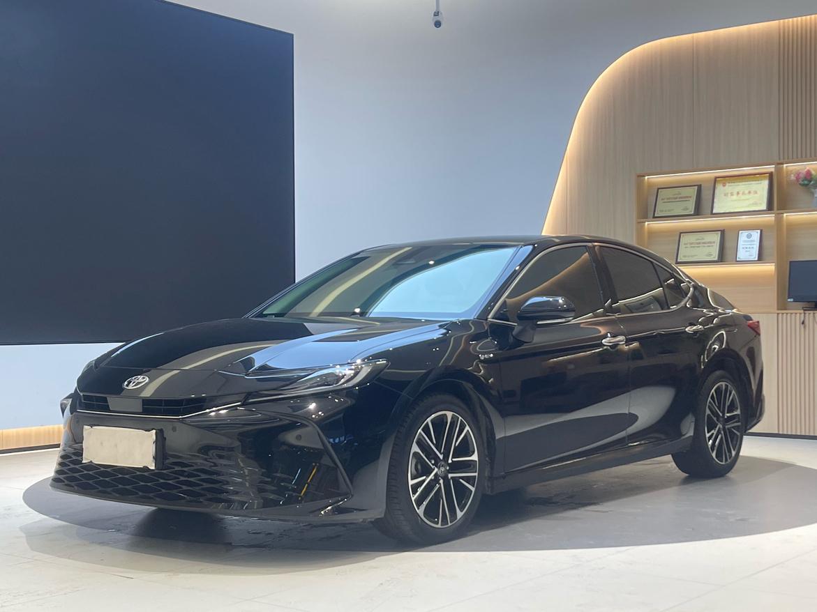 Toyota Camry 2.0HG Premium 2024