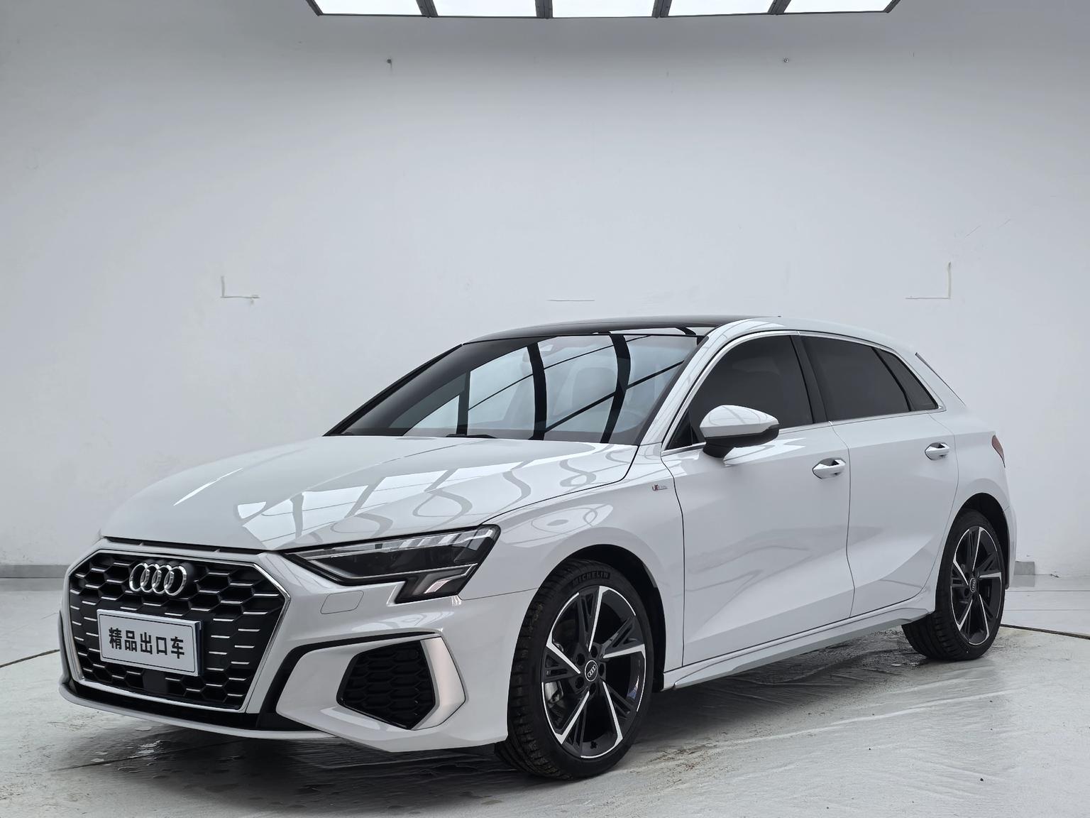 Audi A3 35 TFSI Sport Fashion (1.4L) 2023