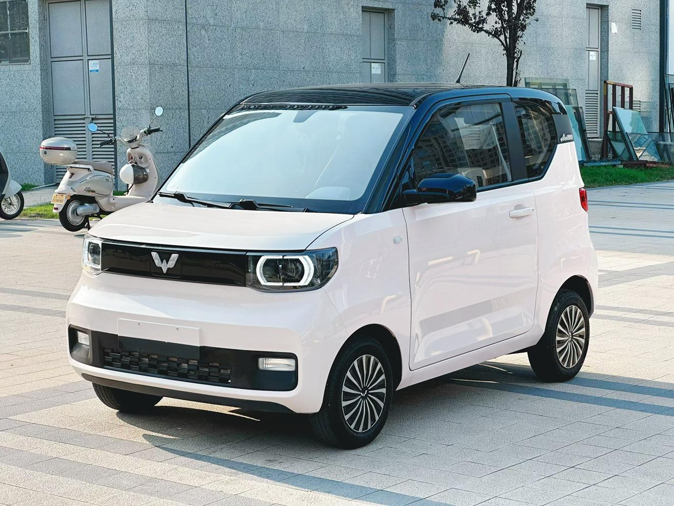 Wuling Miniev Macaron Sandwich Edition LFP 120km 2021