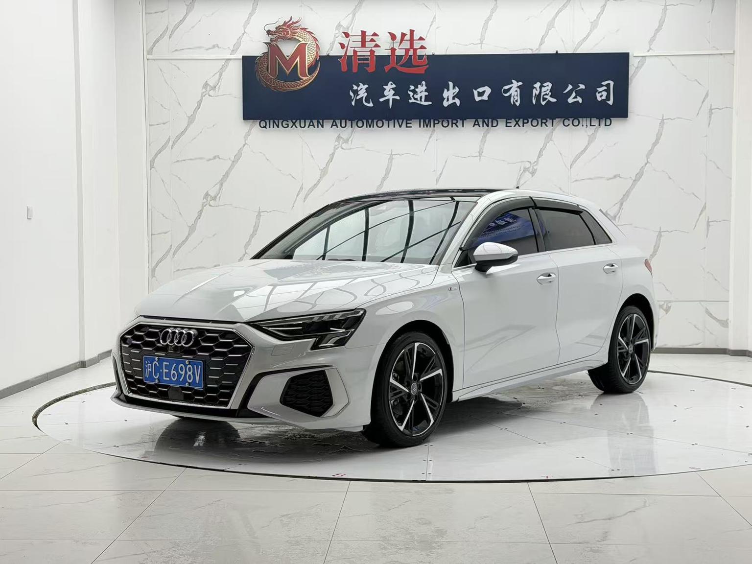 Audi A3 35 TFSI Luxury Sport 2021