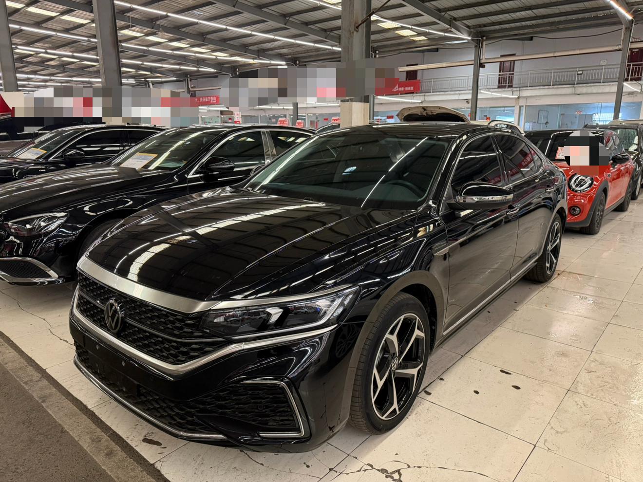 Volkswagen Passat 330TSI Stardust Elite 2024