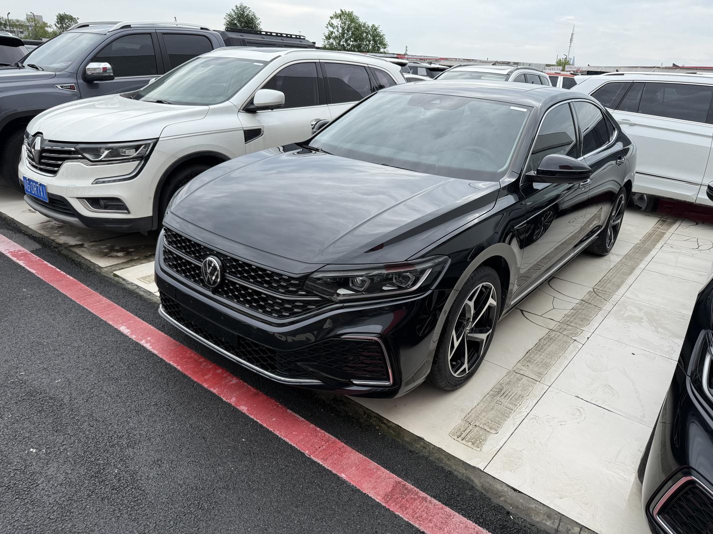 Volkswagen Passat 330TSI Luxury (2L) 2022