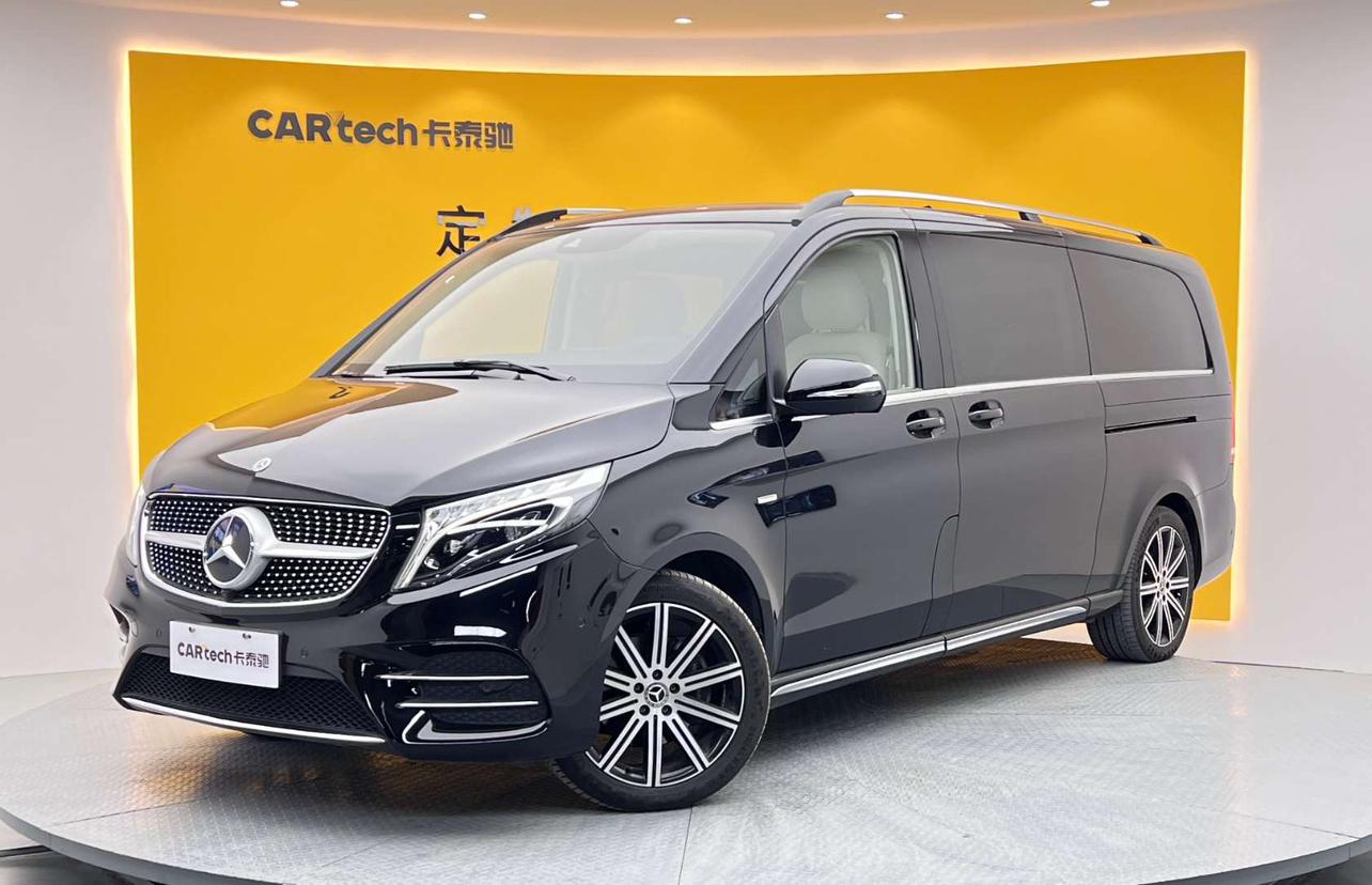 Mercedes V-260 Long Wheelbase Luxury (2L) 2023
