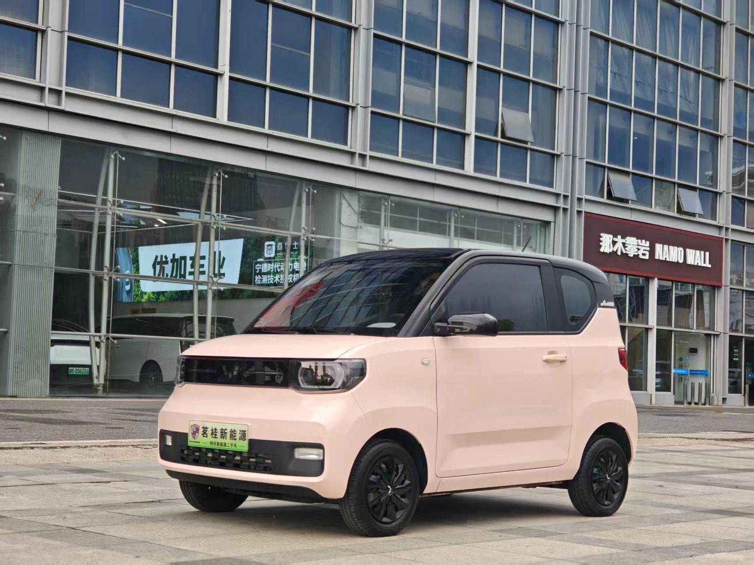 Wuling Miniev Macaron Premium Edition NMC 2022