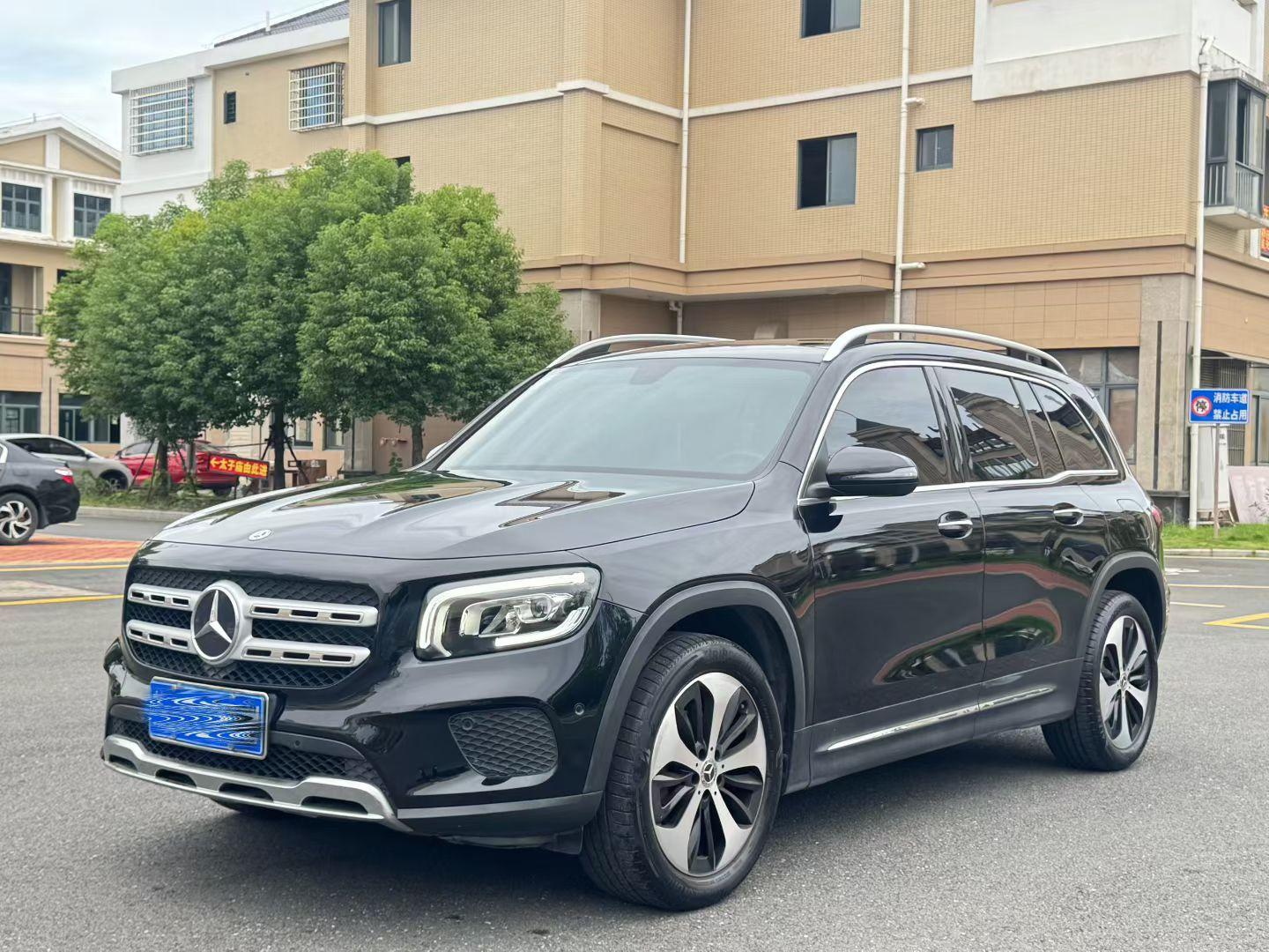 Mercedes GLB 200 Fashion (1.3L) 2021