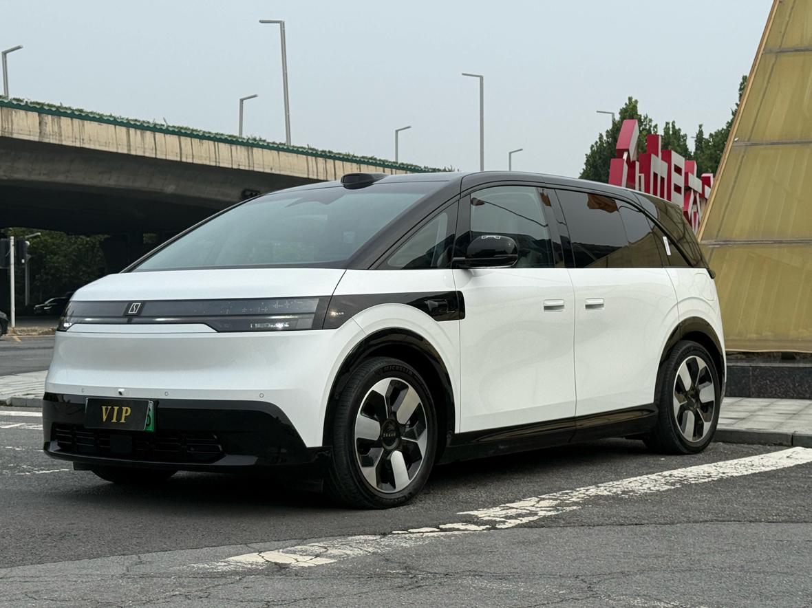 Zeekr X 102kWh Long Range Intelligent Drive 2025