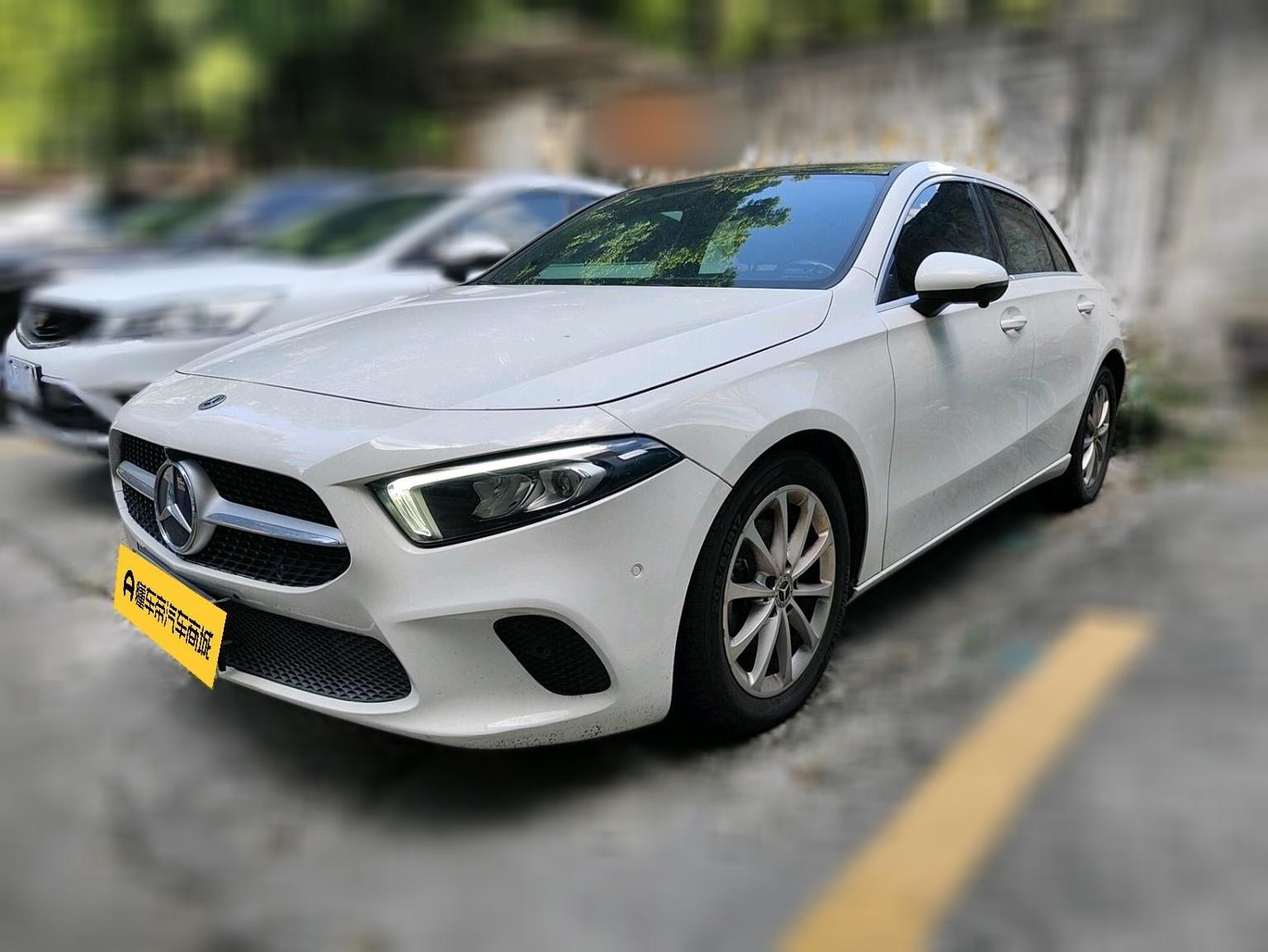 Mercedes Benz Class-A A 200 Fashion (1.3L) 2021