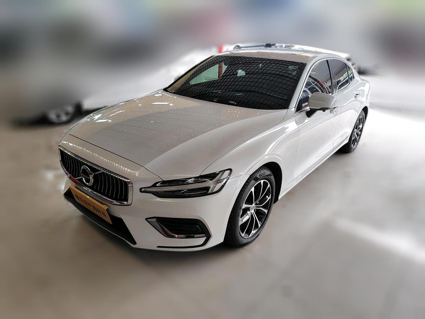 Volvo S60 Intelligent Comfort Luxury 2022
